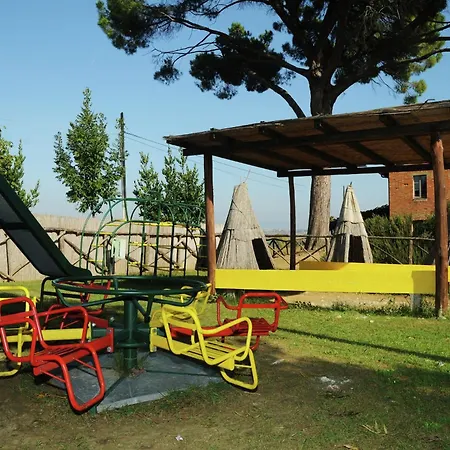 Near Trasimeno With Pool